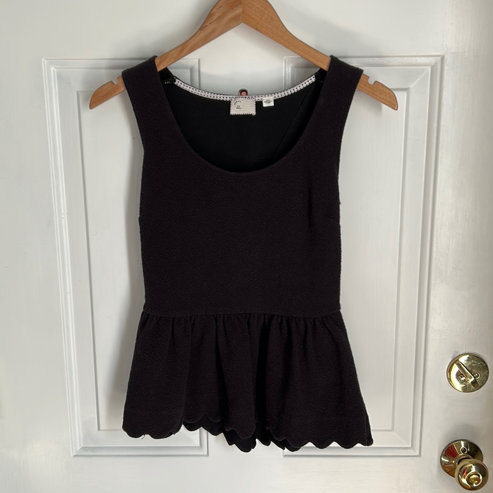 Anthropologie open-back scalloped top - S